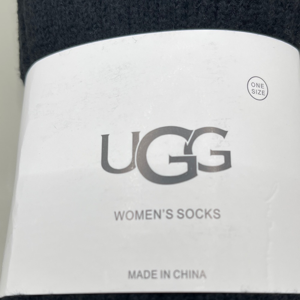 UGG Women's Black Ribbed Socks So soft and comfortable UGG Quality - Picture 2 of 4